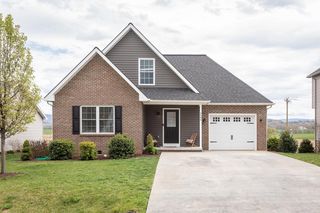 3540 Majestic Cir, Broadway, VA 22815