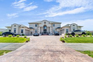 3687 W  121st St, Zionsville, IN 46077