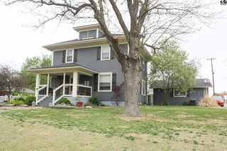 908 E  6th St, Pratt, KS 67124