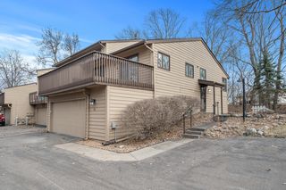 118 W  Eagle Lake Dr, Maple Grove, MN 55369
