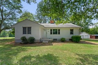 1124 Peabody Rd, Colfax, NC 27235