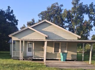 424 E  Martin Luther King Dr, Sunset, LA 70584