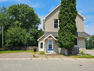 202 Sova St, Sault Sainte Marie, MI 49783