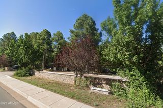 93 E WHITE MOUNTAIN Boulevard #18, Pinetop, AZ 85935