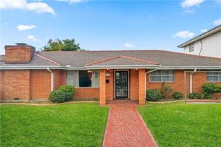 511 9th St, Gretna, LA 70053