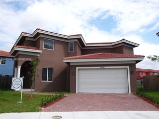 15639 SW 11th Ter, Miami, FL 33194