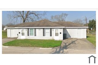 549 W  Gulfway Dr #A, Pt Arthur, TX 77640