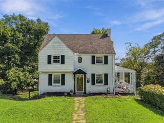 1825 Dagmar Ave, Pittsburgh, PA 15216