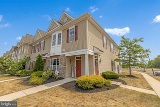714 Van Gogh Ct, Williamstown, NJ 08094
