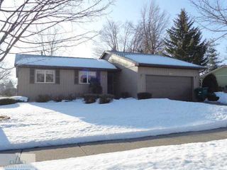 1068 Brookside Dr, Grand Ledge, MI 48837