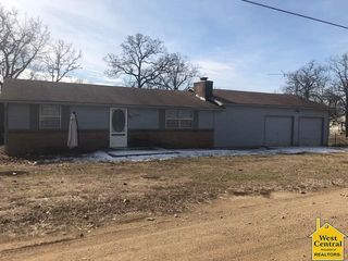 26006 Sarong Dr, Edwards, MO 65326