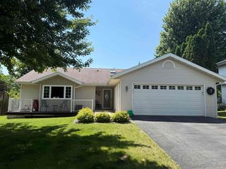 2518 Scenic Ridge Dr, Madison, WI 53719