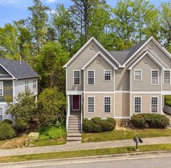 7020 Jeffreys Creek Ln, Raleigh, NC 27616