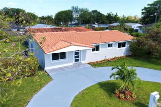 3250 SW 72nd Ct, Miami, FL 33155