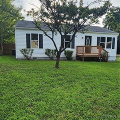 9400 Bent Wood Ln, North Chesterfield, VA 23237