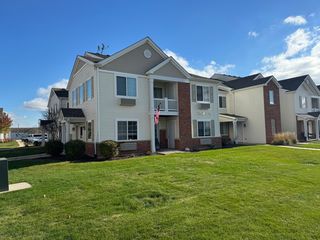 162 Bertram Dr #D, Yorkville, IL 60560
