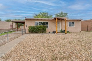 332 General Hodges St NE, Albuquerque, NM 87123