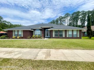 1557 GUARDIAN Court, Jacksonville, FL 32221