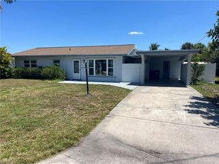 4312 S  Pacific Cir, North Fort Myers, FL 33903