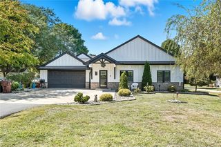137 S  Waynesville Rd, Oregonia, OH 45054