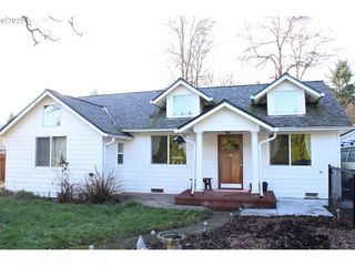 33235 SW Maple St, Scappoose, OR 97056