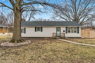 1002 Garden St, Saint Joseph, MO 64504
