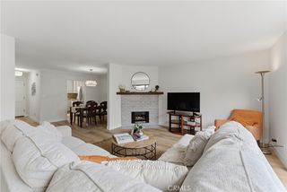 1834 11th St #2, Santa Monica, CA 90404