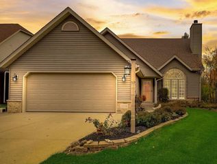 3836 West Puetz ROAD, Franklin, WI 53132