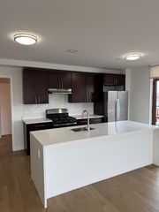 222 Gramatan Ave #8E, Mount Vernon, NY 10550