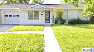 3104 Bobolink St, Victoria, TX 77901