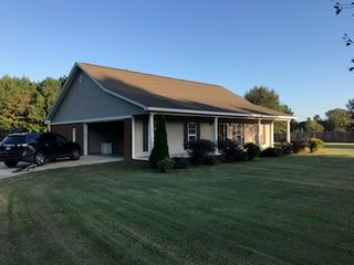 1878 Highway 35 S, Holcomb, MS 38940