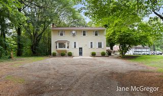 13727 Cleveland St, Nunica, MI 49448