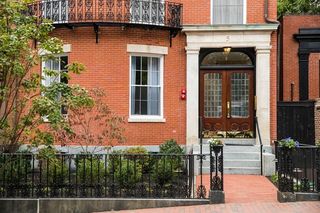 5 Joy St #PENTHOUSE, Boston, MA 02108