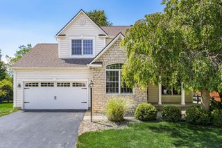 7312 New Point Pl, Powell, OH 43065