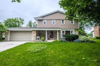 2410 Talbots LANE, Brookfield, WI 53045
