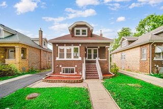 1426 S  10th Ave, Maywood, IL 60153