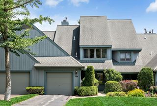 43 Forsgate Ct #43C, Washington Township, NJ 07676