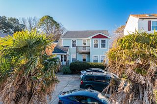 241 W  Ocean View Ave, Norfolk, VA 23503