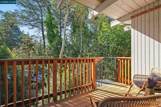 6956 Sayre Dr, Oakland, CA 94611