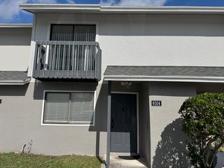 6104 Channel Dr, Greenacres, FL 33463