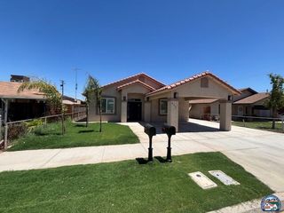412 S  E St #101, Imperial, CA 92251