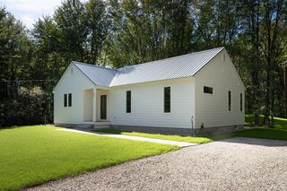 380 Guinea Road, Biddeford, ME 04005