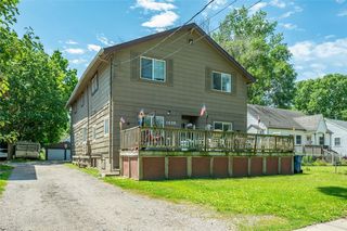 1439 Henderson Ave, Des Moines, IA 50316