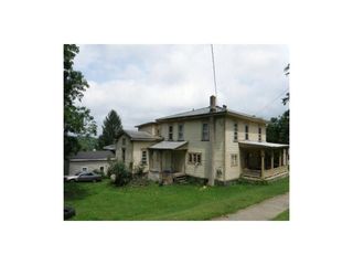 705 W  Pleasant St, Corry, PA 16407