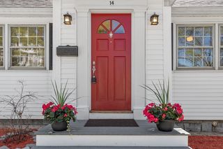14 Fulkerson Ave, Methuen, MA 01844