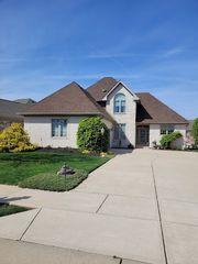 1156 Kay Dr, Greenwood, IN 46142