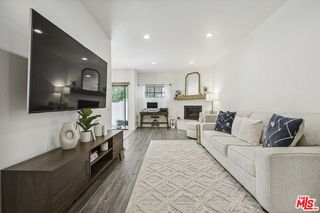 17914 Magnolia Blvd #121, Encino, CA 91316