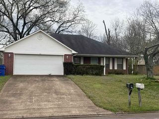 104 Donna Kay Dr, Greenbrier, AR 72058