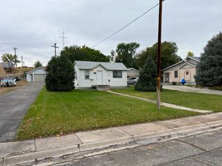 214 N  2 W, Riverton, WY 82501