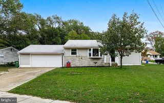 202 Rule Ct, Glassboro, NJ 08028